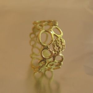 Gold ring.